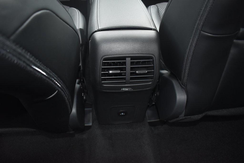 new 2025 Ford Escape PHEV car, priced at $39,895