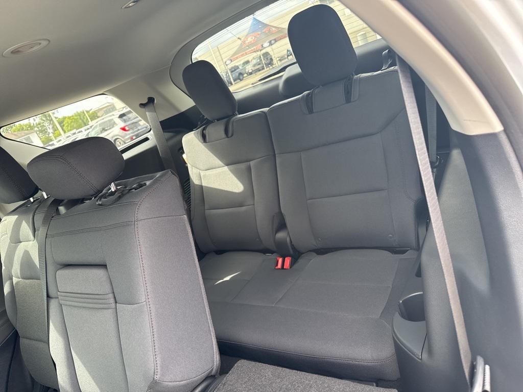 new 2025 Ford Explorer car, priced at $42,145