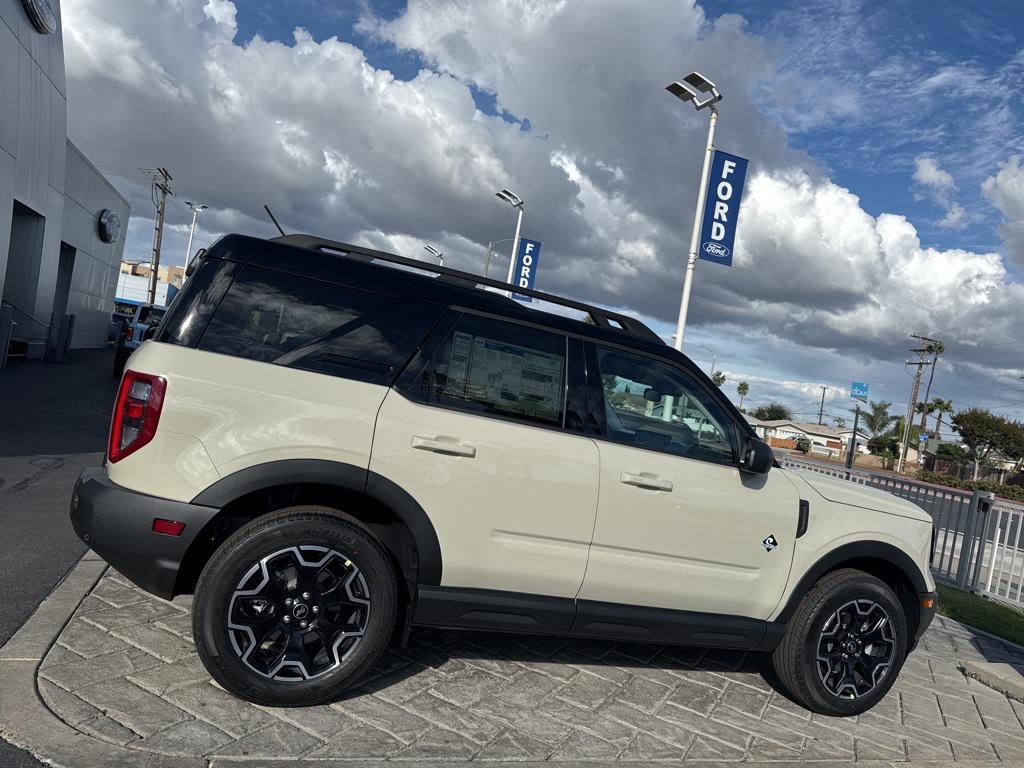 new 2025 Ford Bronco Sport car, priced at $39,185
