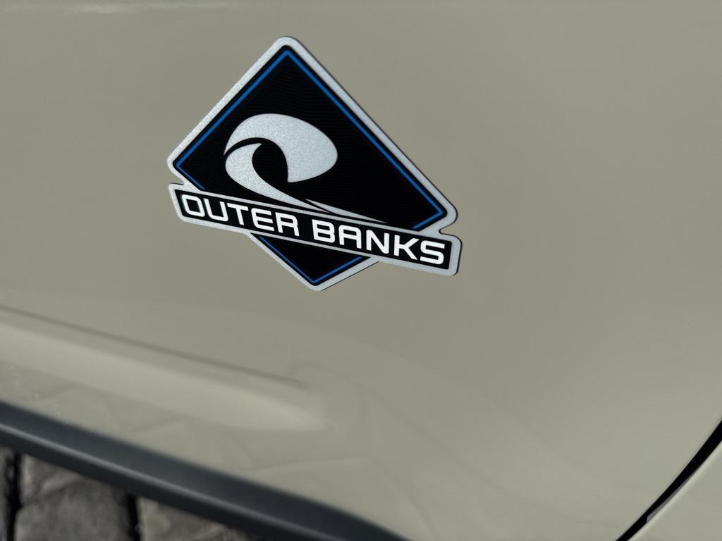 new 2025 Ford Bronco Sport car, priced at $39,185