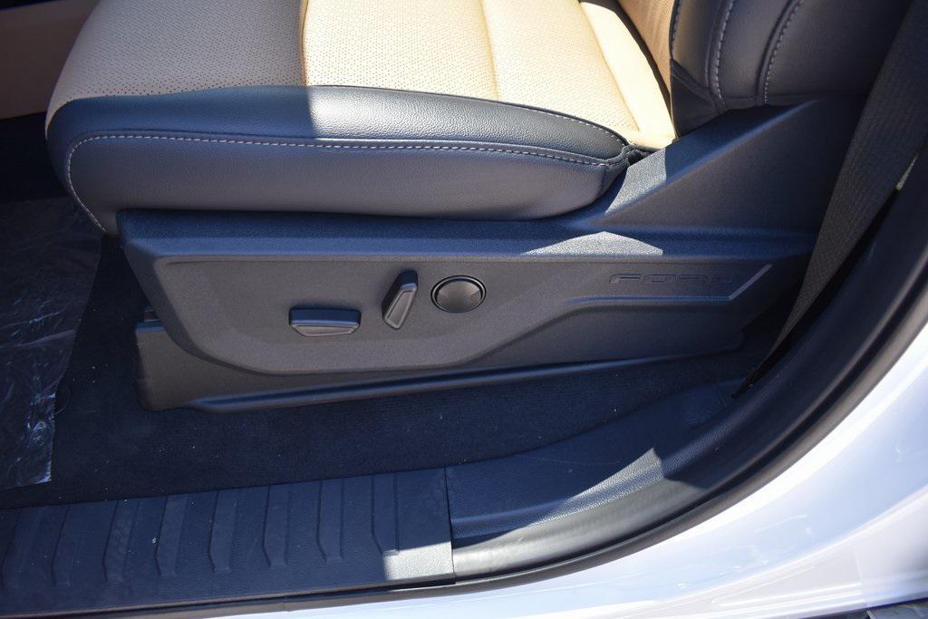 new 2025 Ford F-250 car, priced at $91,035