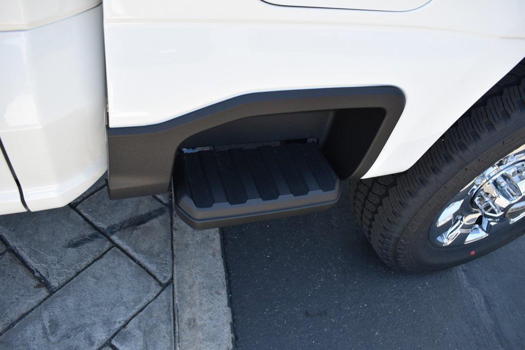 new 2025 Ford F-250 car, priced at $91,035