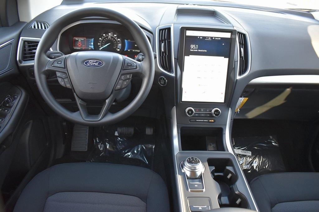 new 2024 Ford Edge car, priced at $41,520