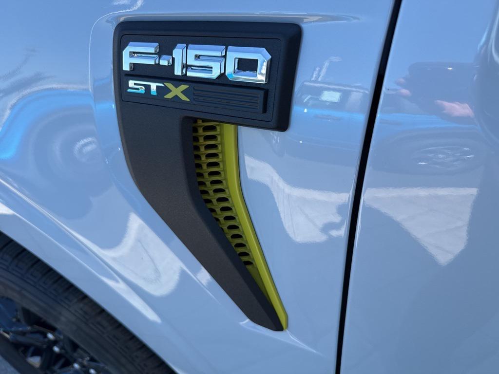 new 2025 Ford F-150 car, priced at $46,940