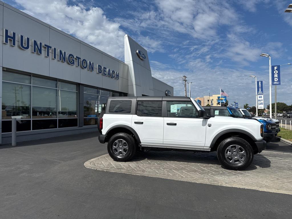 new 2025 Ford Bronco car, priced at $46,925