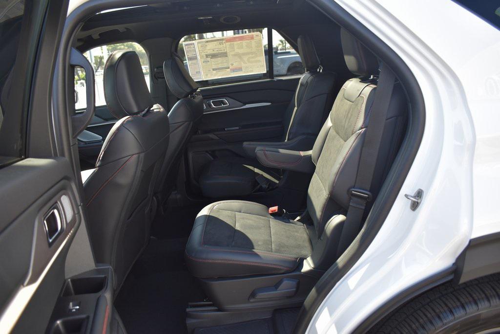 new 2025 Ford Explorer car, priced at $62,655