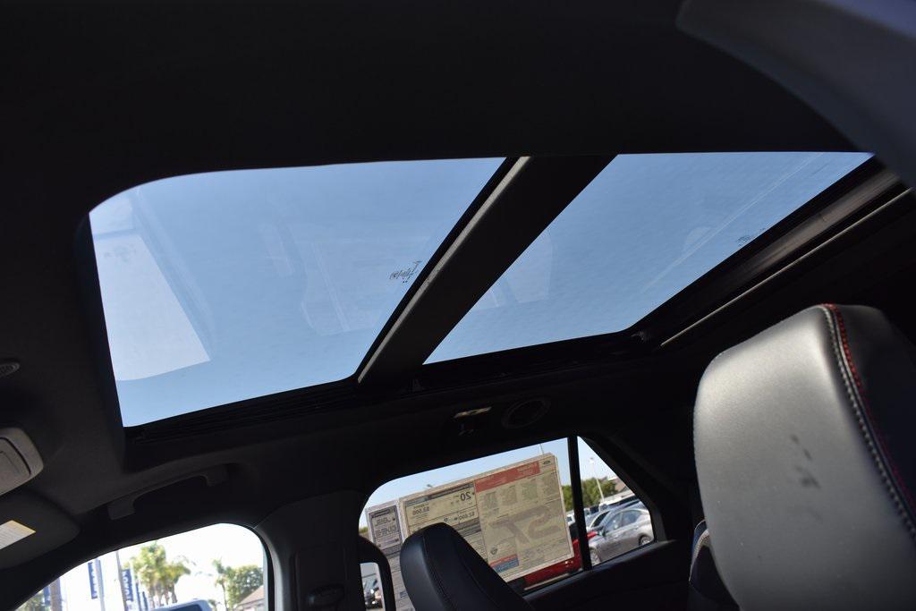 new 2025 Ford Explorer car, priced at $62,655