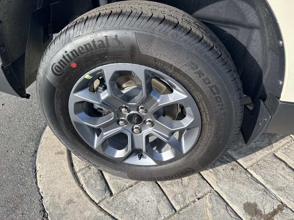 new 2025 Ford Maverick car, priced at $32,465