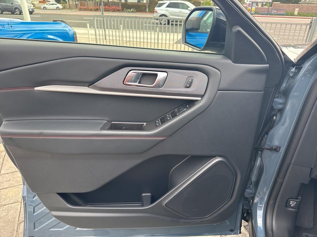 new 2025 Ford Explorer car, priced at $47,610