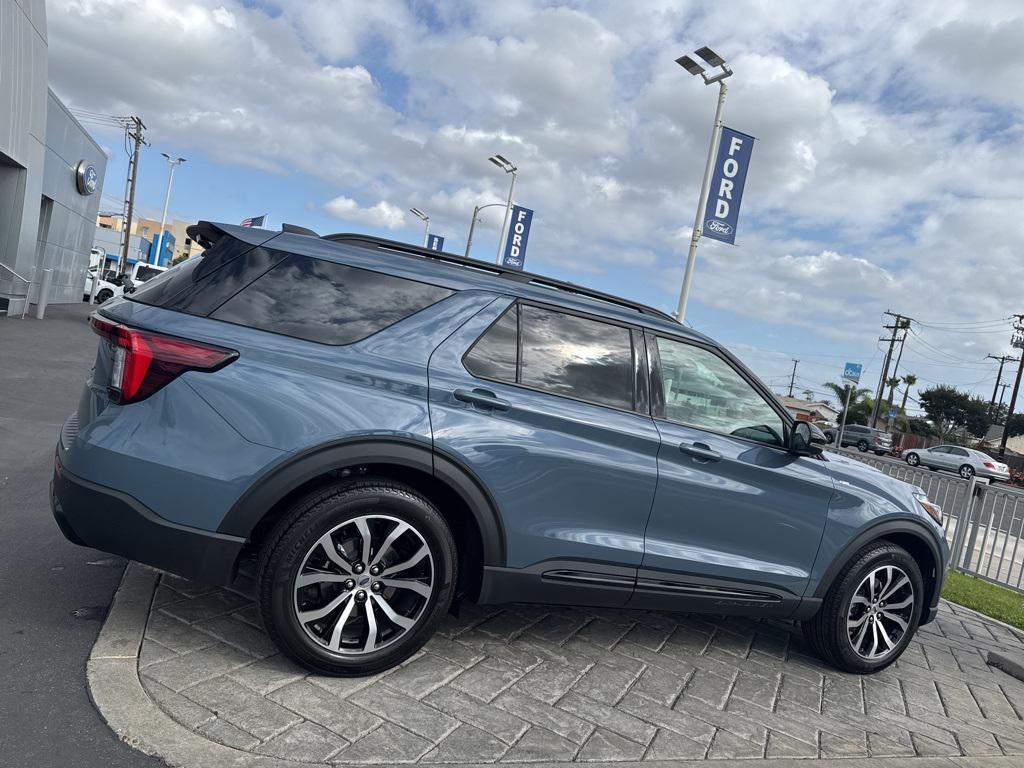 new 2025 Ford Explorer car, priced at $47,610