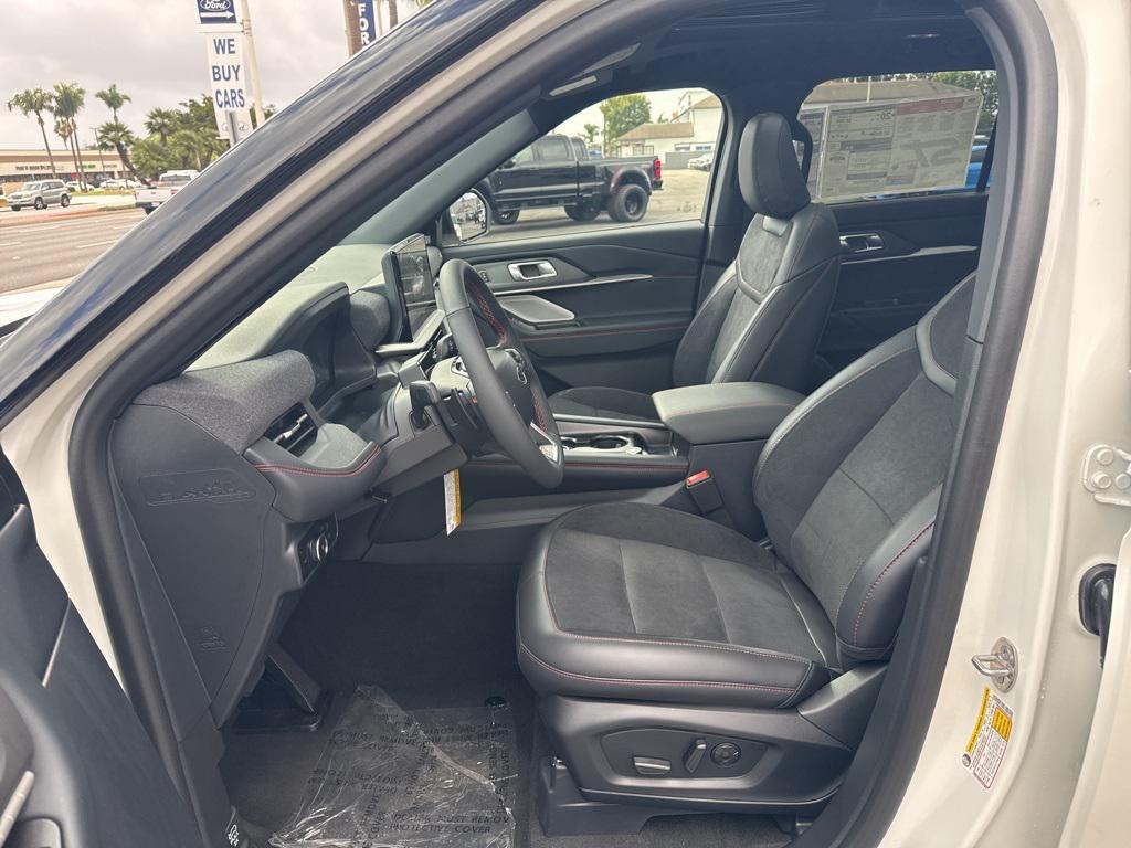 new 2025 Ford Explorer car, priced at $62,655