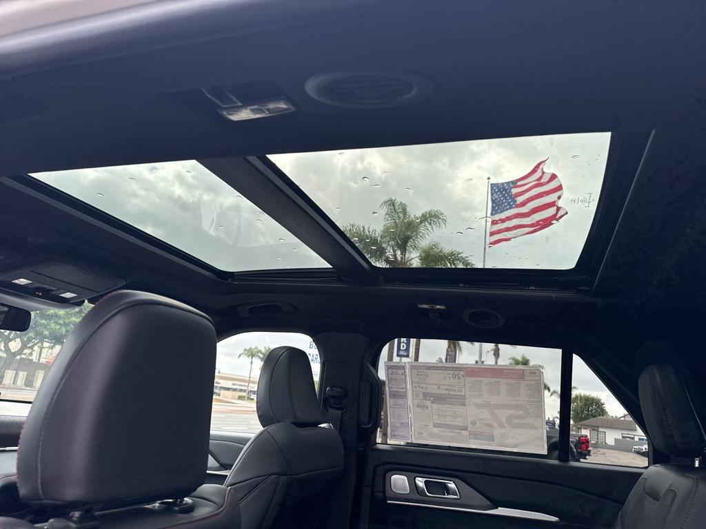 new 2025 Ford Explorer car, priced at $62,655