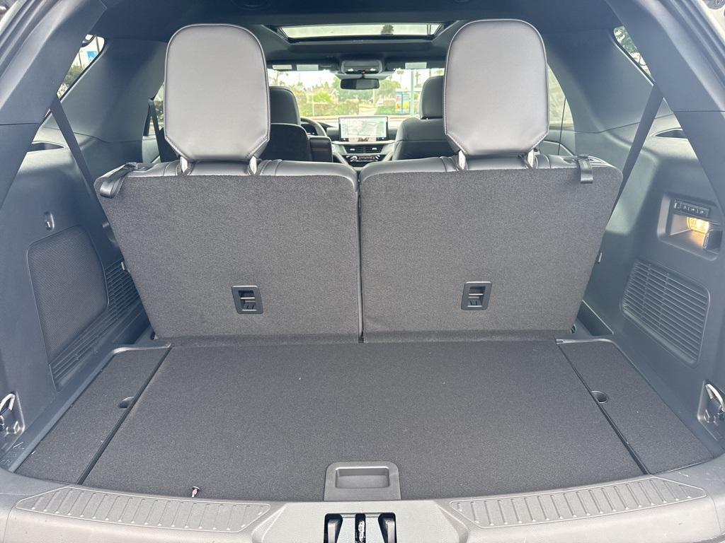 new 2025 Ford Explorer car, priced at $62,655
