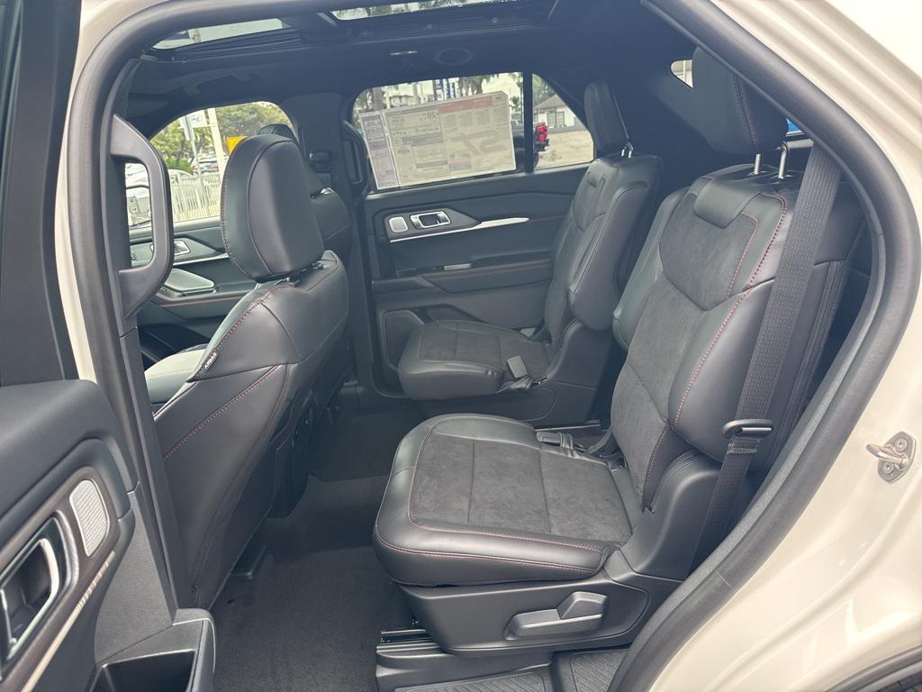 new 2025 Ford Explorer car, priced at $62,655