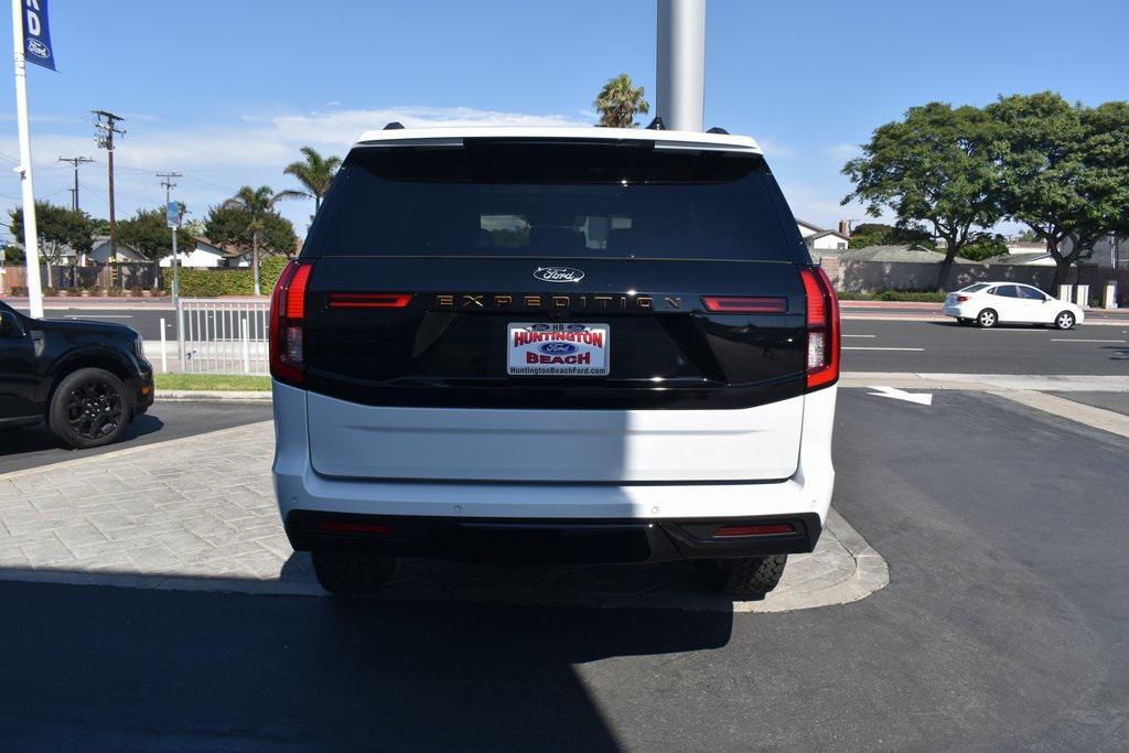 new 2025 Ford Expedition car, priced at $83,805