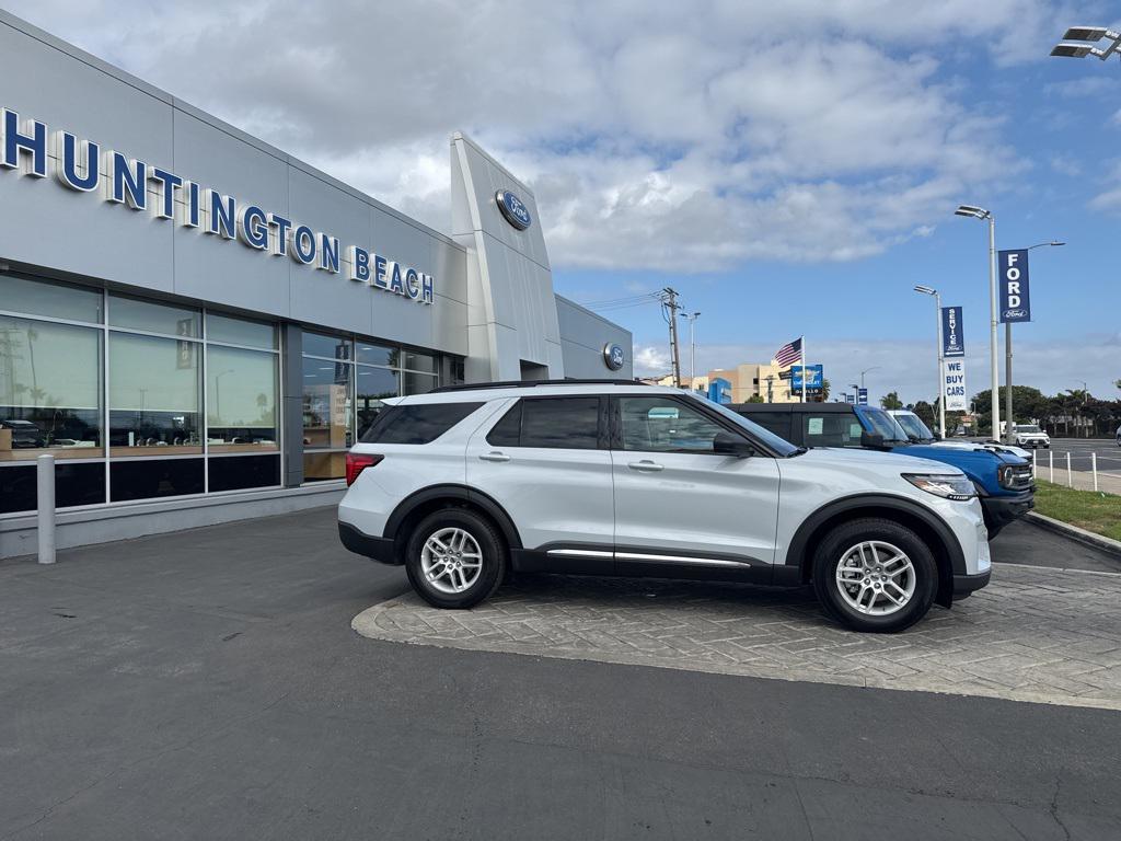 new 2025 Ford Explorer car, priced at $42,145