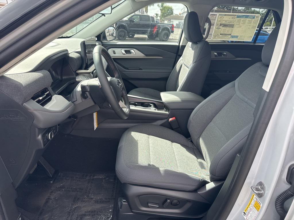 new 2025 Ford Explorer car, priced at $42,145