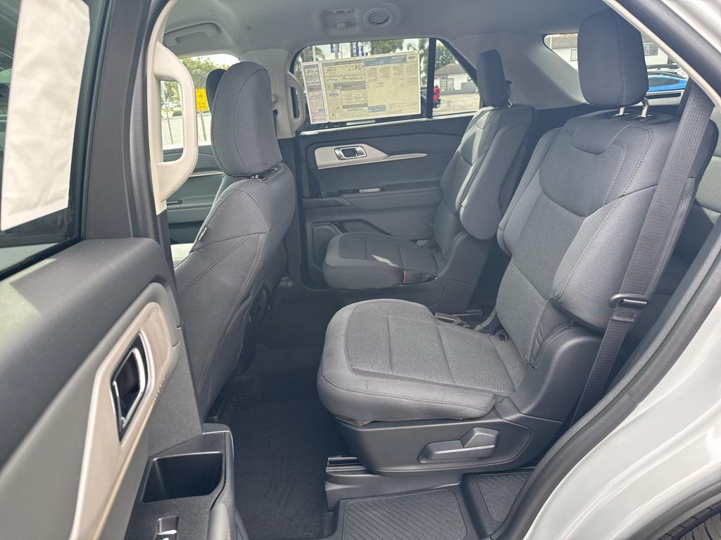new 2025 Ford Explorer car, priced at $42,145