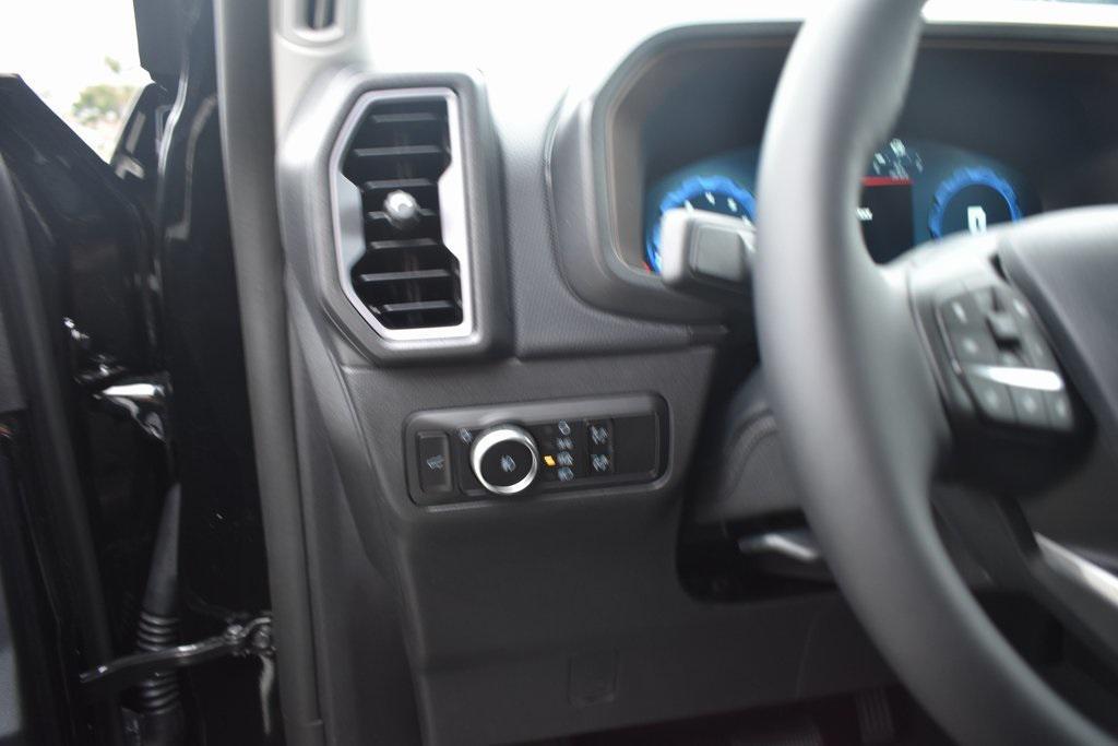 new 2025 Ford Bronco Sport car, priced at $40,085