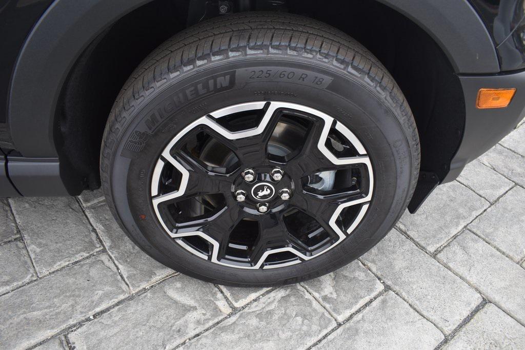 new 2025 Ford Bronco Sport car, priced at $40,085