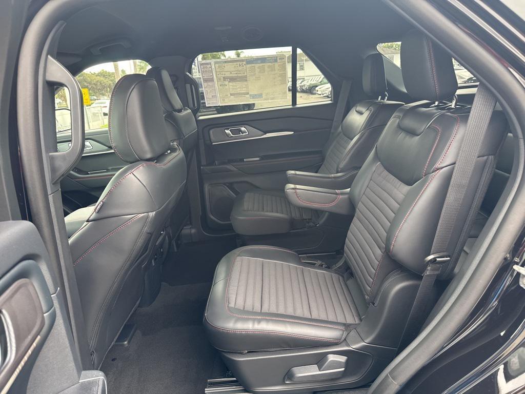 new 2025 Ford Explorer car, priced at $50,035