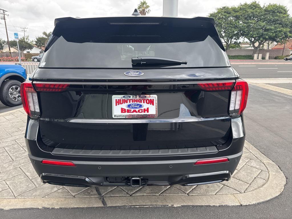 new 2025 Ford Explorer car, priced at $50,035