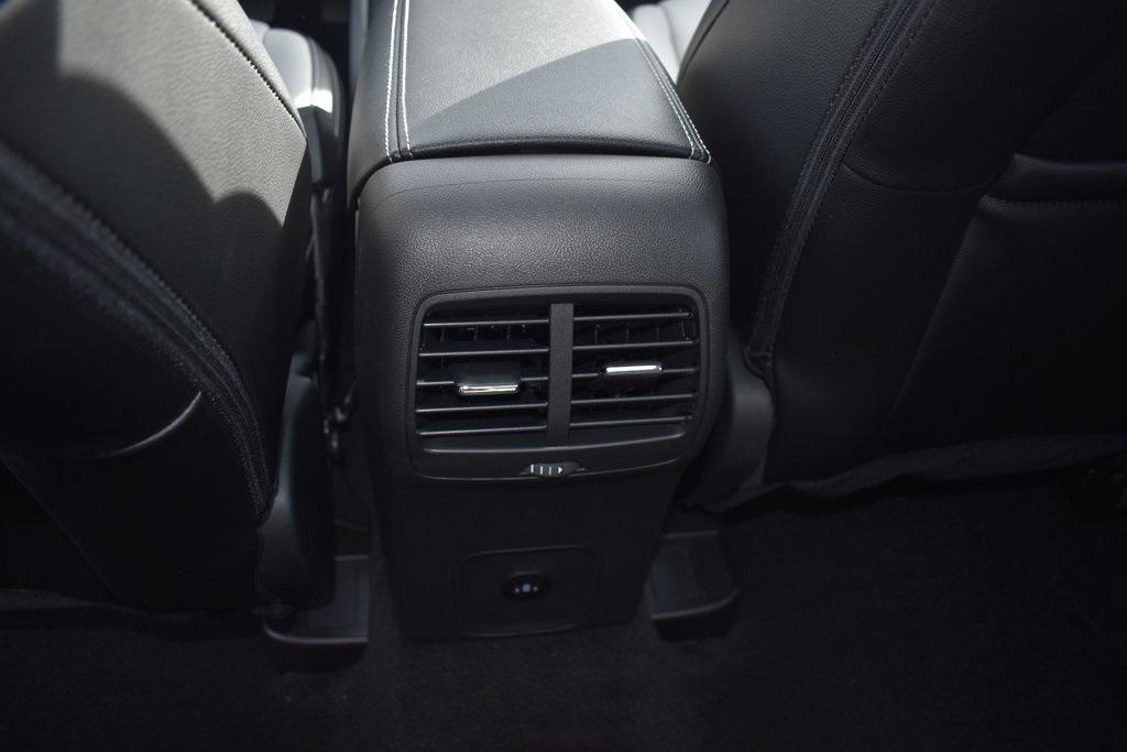 new 2025 Ford Escape PHEV car, priced at $46,515