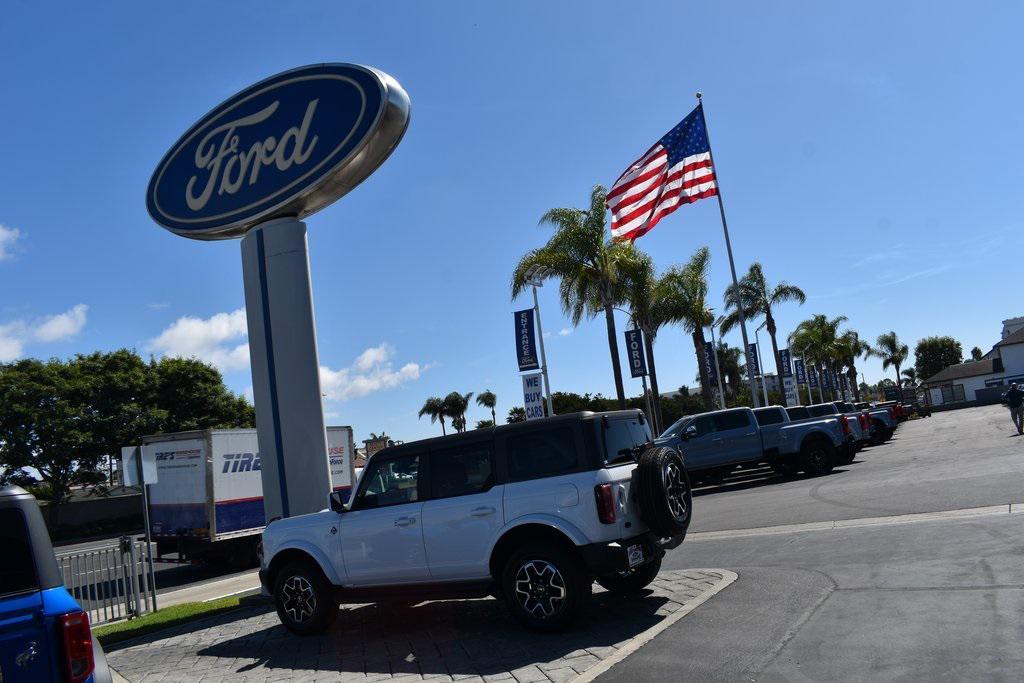 new 2025 Ford Bronco car, priced at $52,225