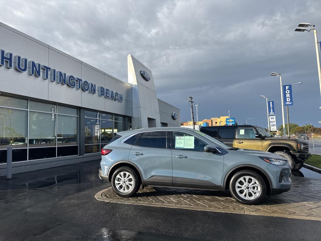used 2024 Ford Escape car, priced at $20,990