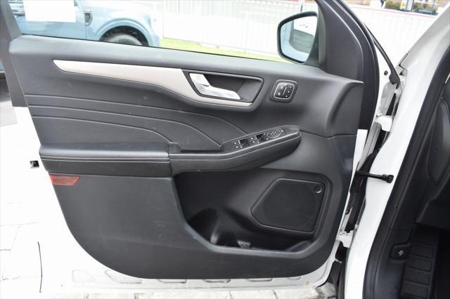used 2022 Ford Escape car, priced at $25,990
