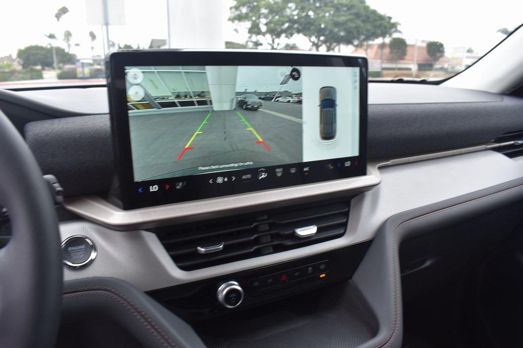 new 2025 Ford Explorer car, priced at $45,985