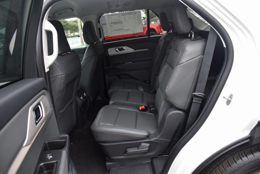 new 2025 Ford Explorer car, priced at $45,985