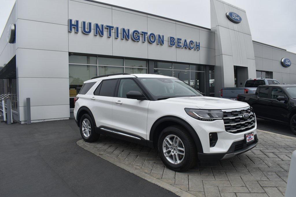 new 2025 Ford Explorer car, priced at $45,985