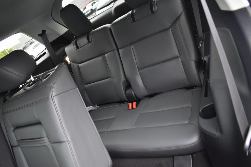 new 2025 Ford Explorer car, priced at $45,985