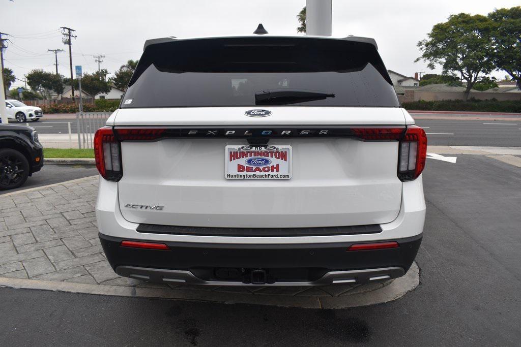 new 2025 Ford Explorer car, priced at $45,985