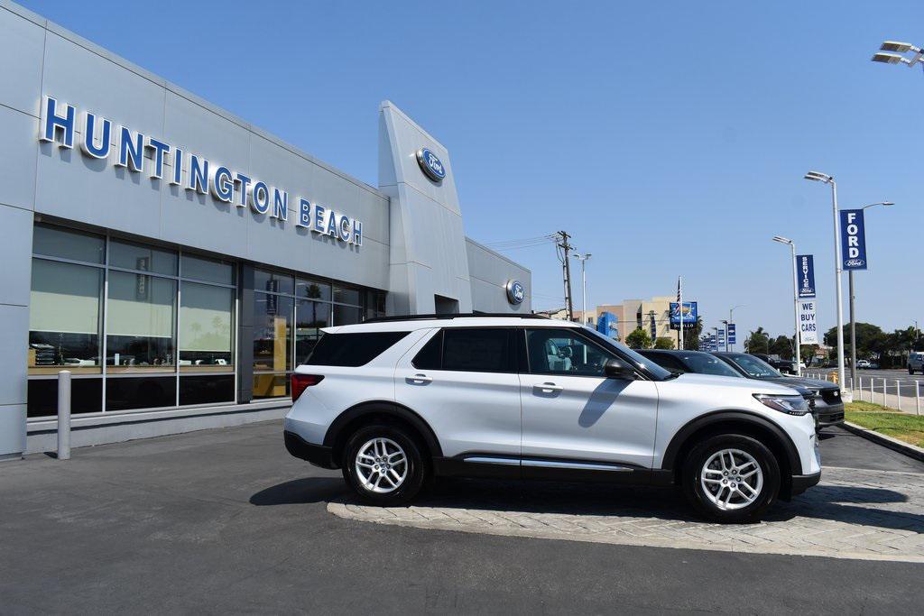 new 2025 Ford Explorer car, priced at $42,145