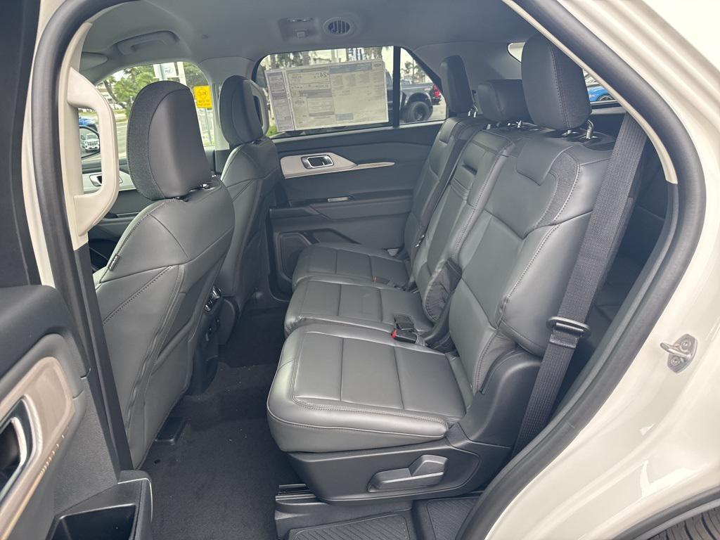 new 2025 Ford Explorer car, priced at $46,460