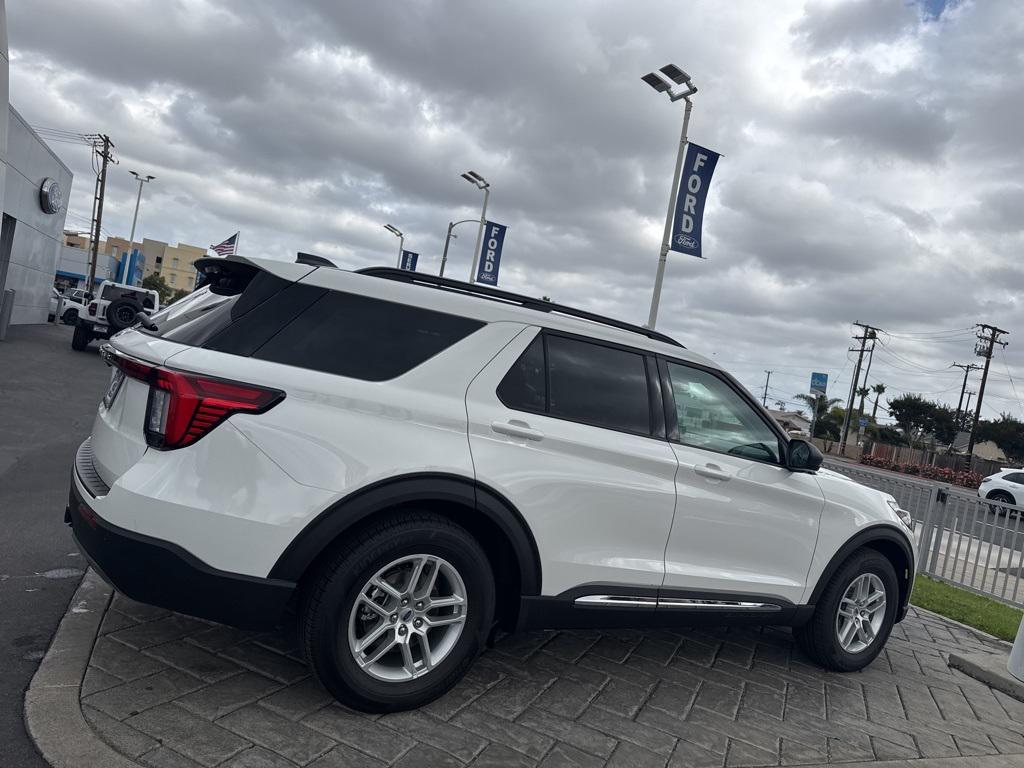 new 2025 Ford Explorer car, priced at $46,460
