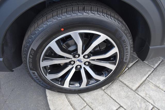 new 2025 Ford Explorer car, priced at $47,950