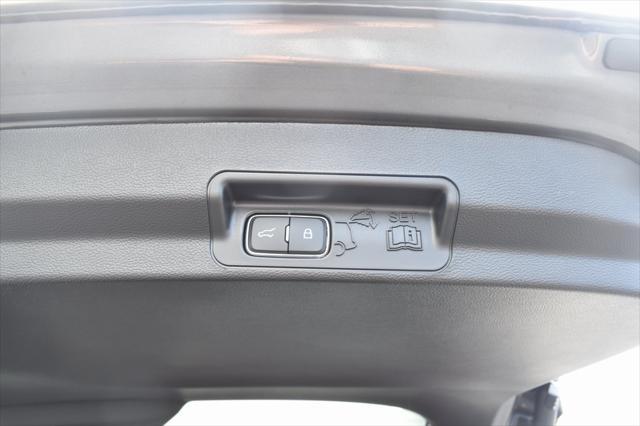 new 2025 Ford Explorer car, priced at $47,950
