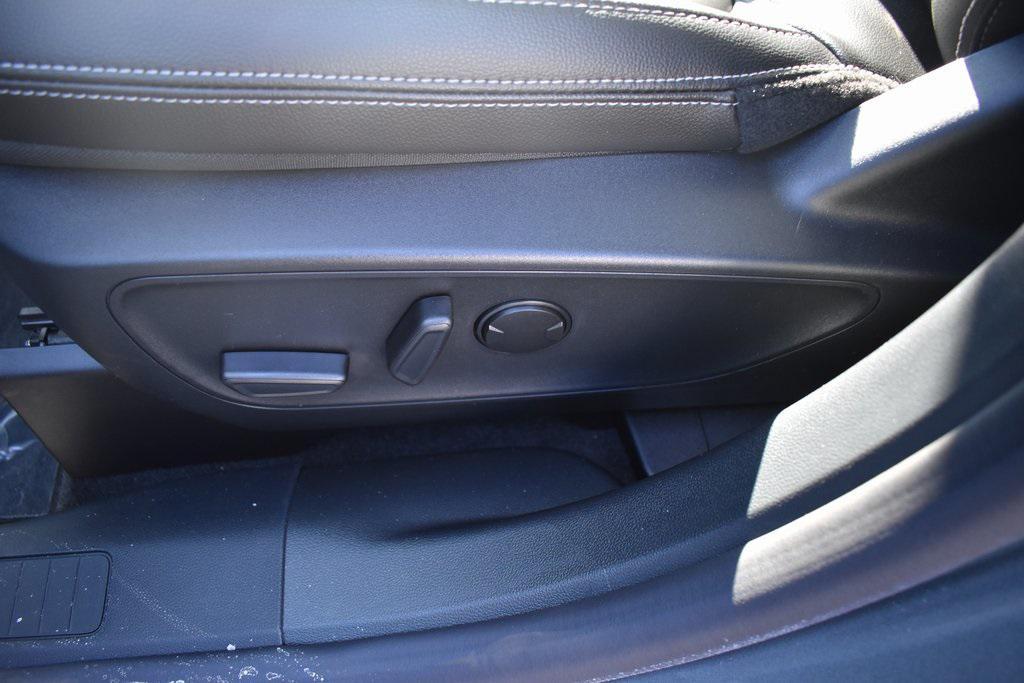 new 2025 Ford Escape PHEV car, priced at $46,515