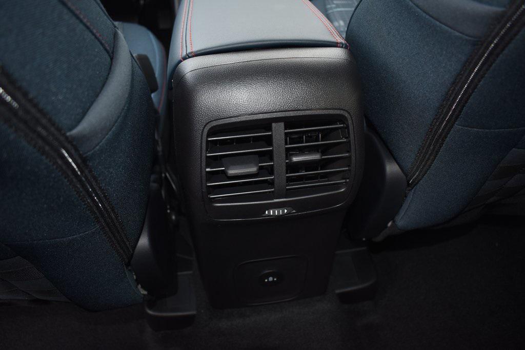 new 2025 Ford Bronco Sport car, priced at $40,070