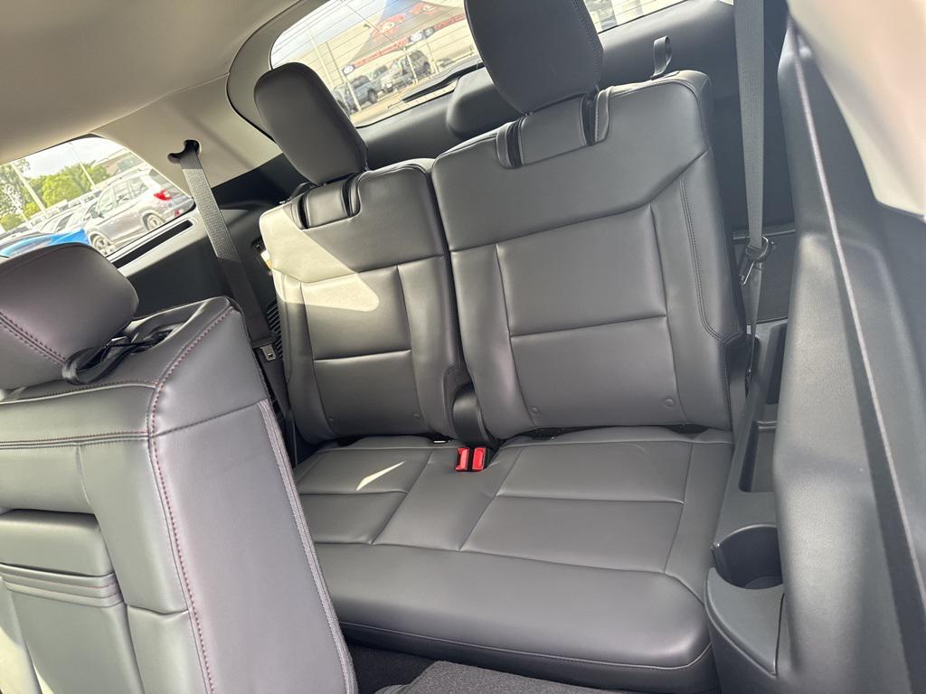 new 2025 Ford Explorer car, priced at $45,665