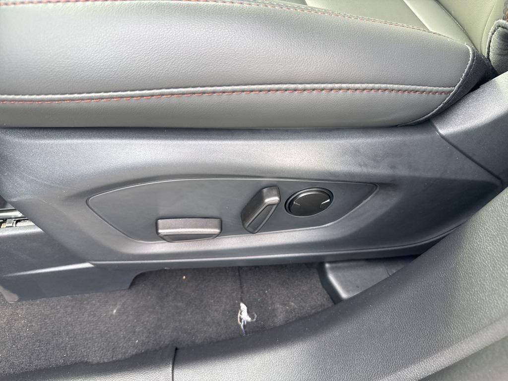 new 2025 Ford Explorer car, priced at $45,665