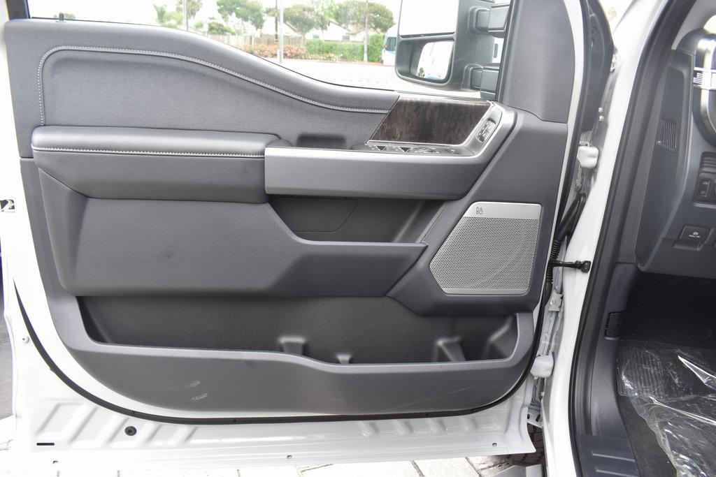 new 2025 Ford F-250 car, priced at $90,160