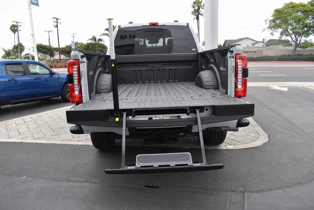 new 2025 Ford F-250 car, priced at $90,160