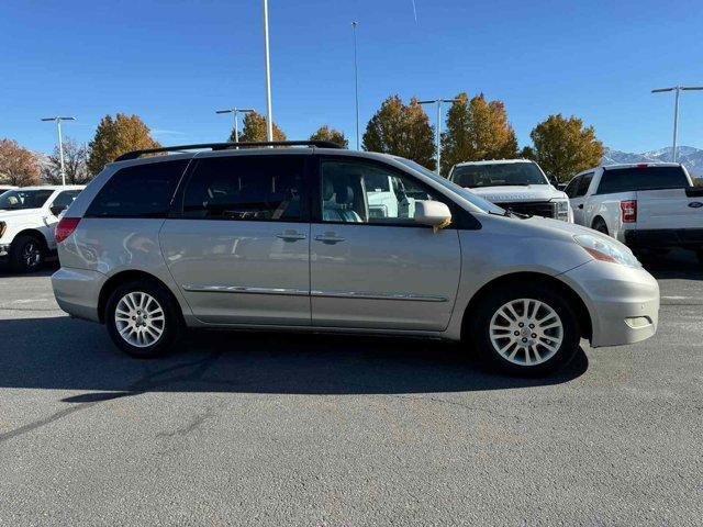 used 2007 Toyota Sienna car, priced at $4,994