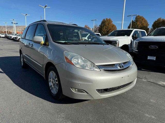 used 2007 Toyota Sienna car, priced at $4,994