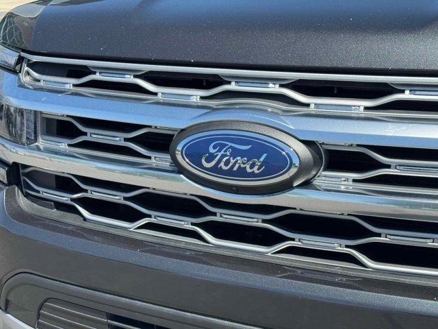 used 2022 Ford Expedition Max car, priced at $50,159