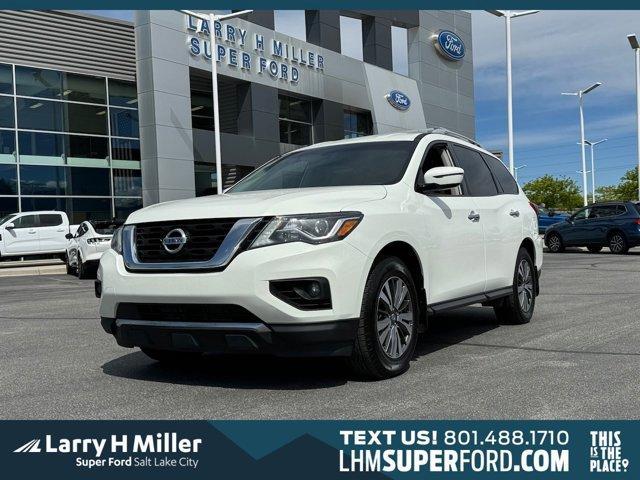 used 2020 Nissan Pathfinder car, priced at $16,428